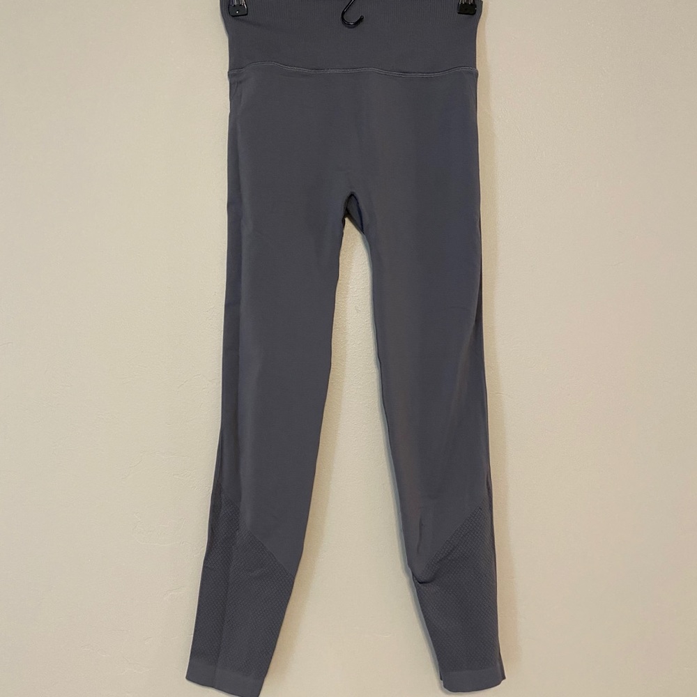 Gray Lulu Lemon Leggings!